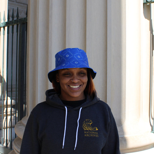 We the People Royal Blue Bucket Hat – National Archives Store display picture 3