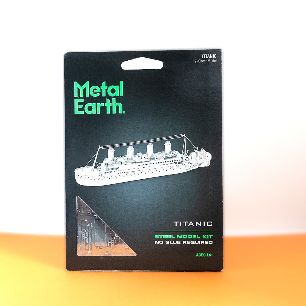 Model Kit Titanic