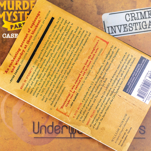 語学・辞書・学習参考書 THE CIA MANUAL OF TRICKERY AND DECEPTION The Official CIA Manual of Trickery and Deception: Melton, H