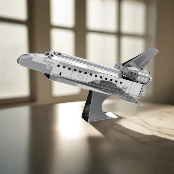 Model Kit Space Shuttle Discovery