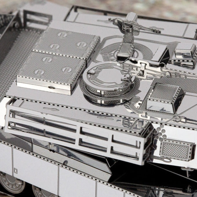 Model Kit M1 Abrams Main Battle Tank