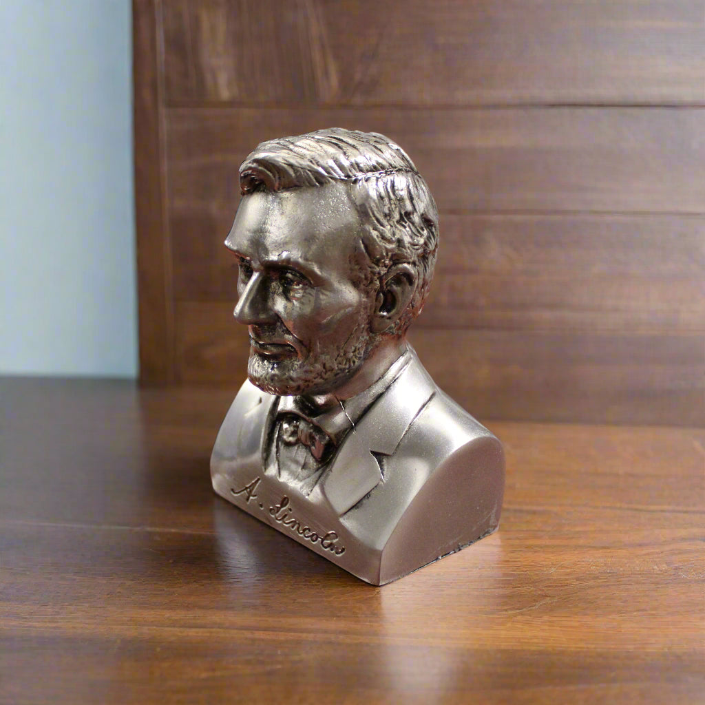 Abraham Lincoln Sculpture