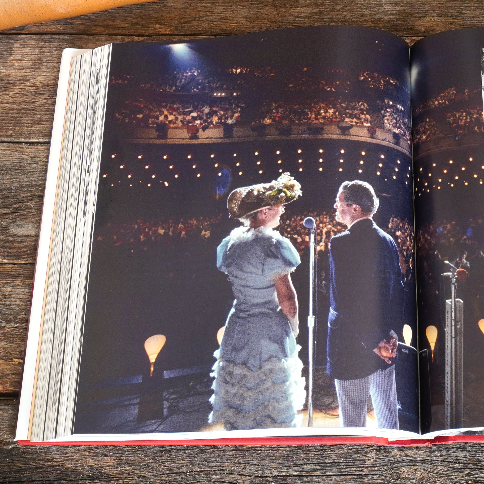 Country Music: An Illustrated History